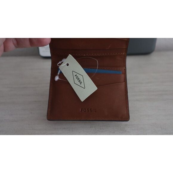 Fossil Medium Brown Everett Bifold Leather Wallet w/Metal Case RFID Protection - Picture 5 of 8